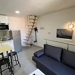 Maison Au Pied Du Château + Parking Privé *
