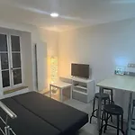 Maison Au Pied Du Château + Parking Privé Casa de Férias *