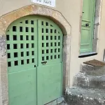 Maison Au Pied Du Château + Parking Privé *