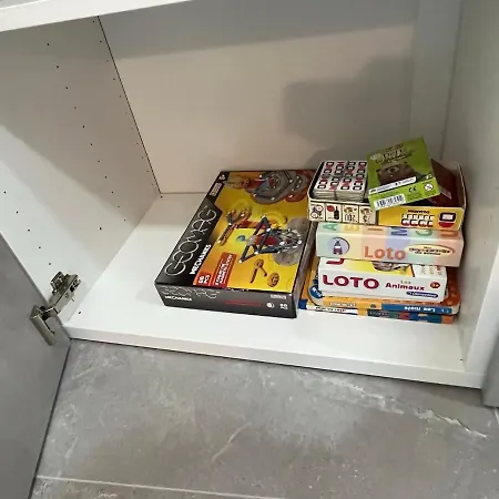 Maison Au Pied Du Château + Parking Privé Сasa de vacaciones