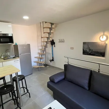 Maison Au Pied Du Château + Parking Privé *