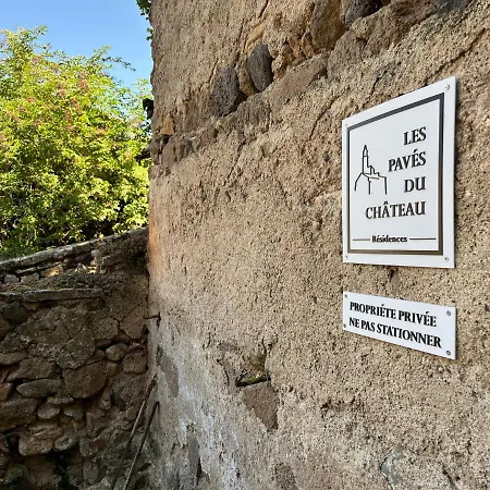 Maison Au Pied Du Château + Parking Privé Casa de Férias *