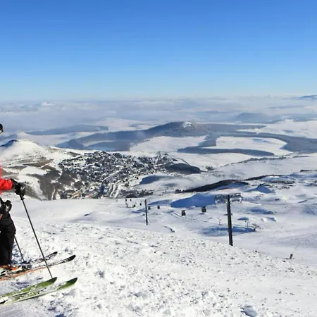 Сasa de vacaciones Maison Au Pied Du Château + Parking Privé *